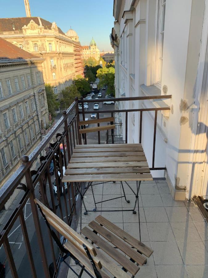 Real Apartments Zoltan Budapest Luaran gambar