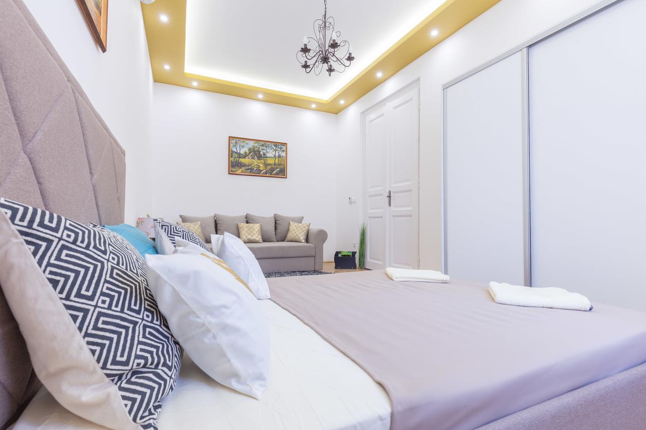 Real Apartments Zoltan Budapest Luaran gambar