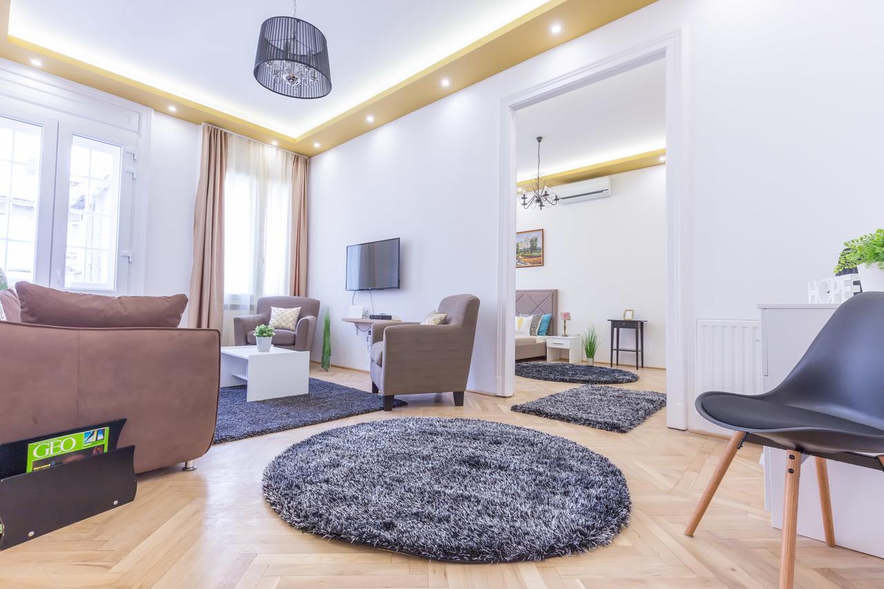Real Apartments Zoltan Budapest Luaran gambar