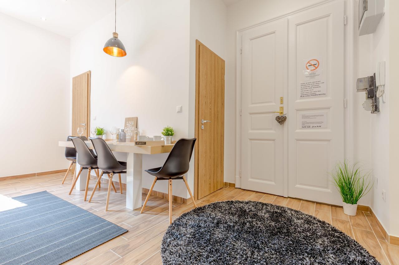 Real Apartments Zoltan Budapest Luaran gambar