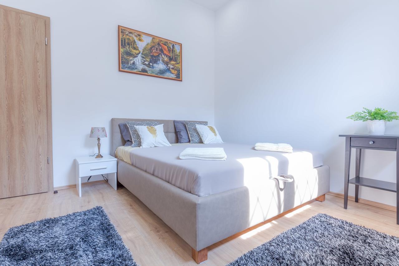 Real Apartments Zoltan Budapest Luaran gambar