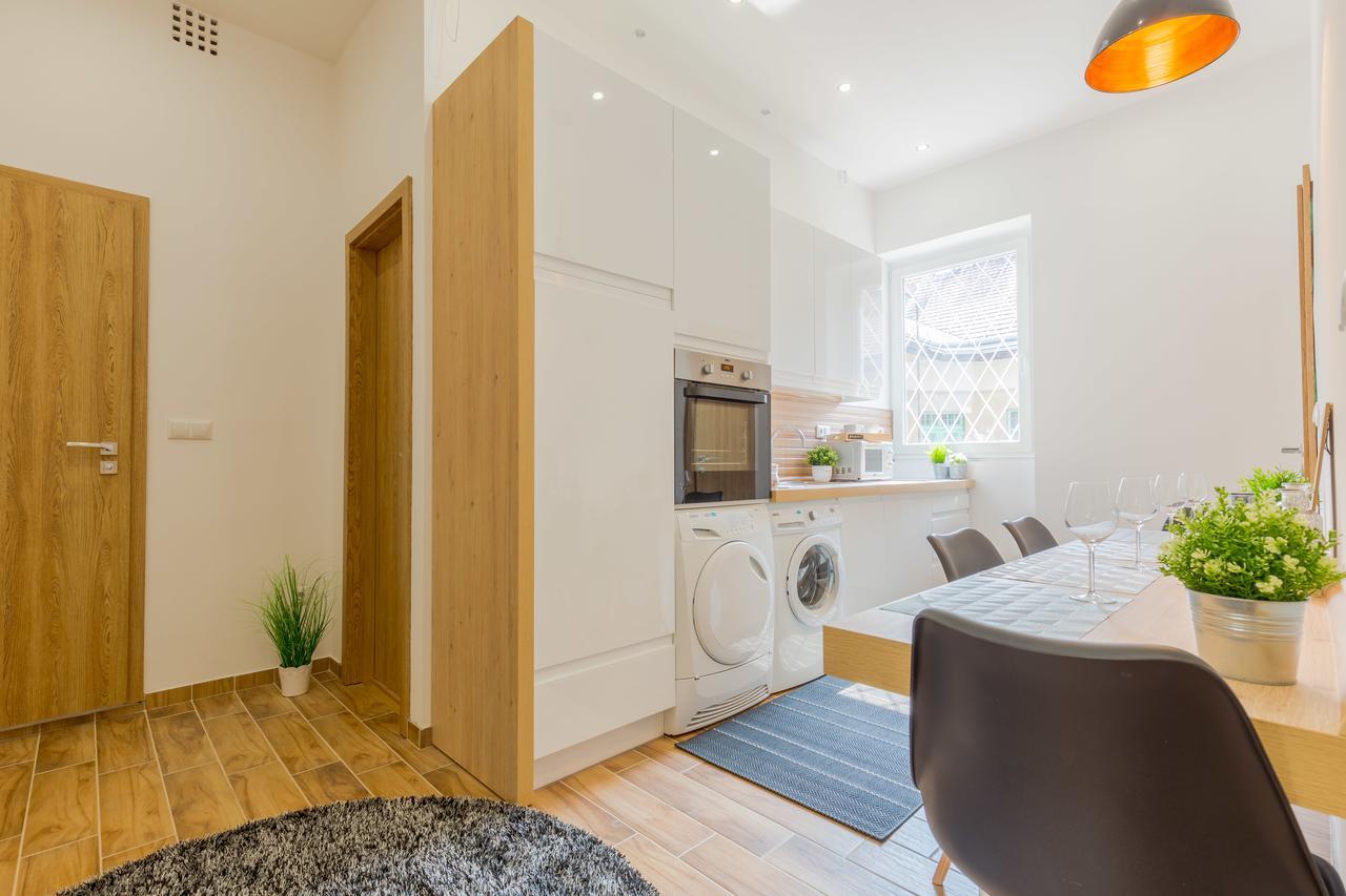Real Apartments Zoltan Budapest Luaran gambar